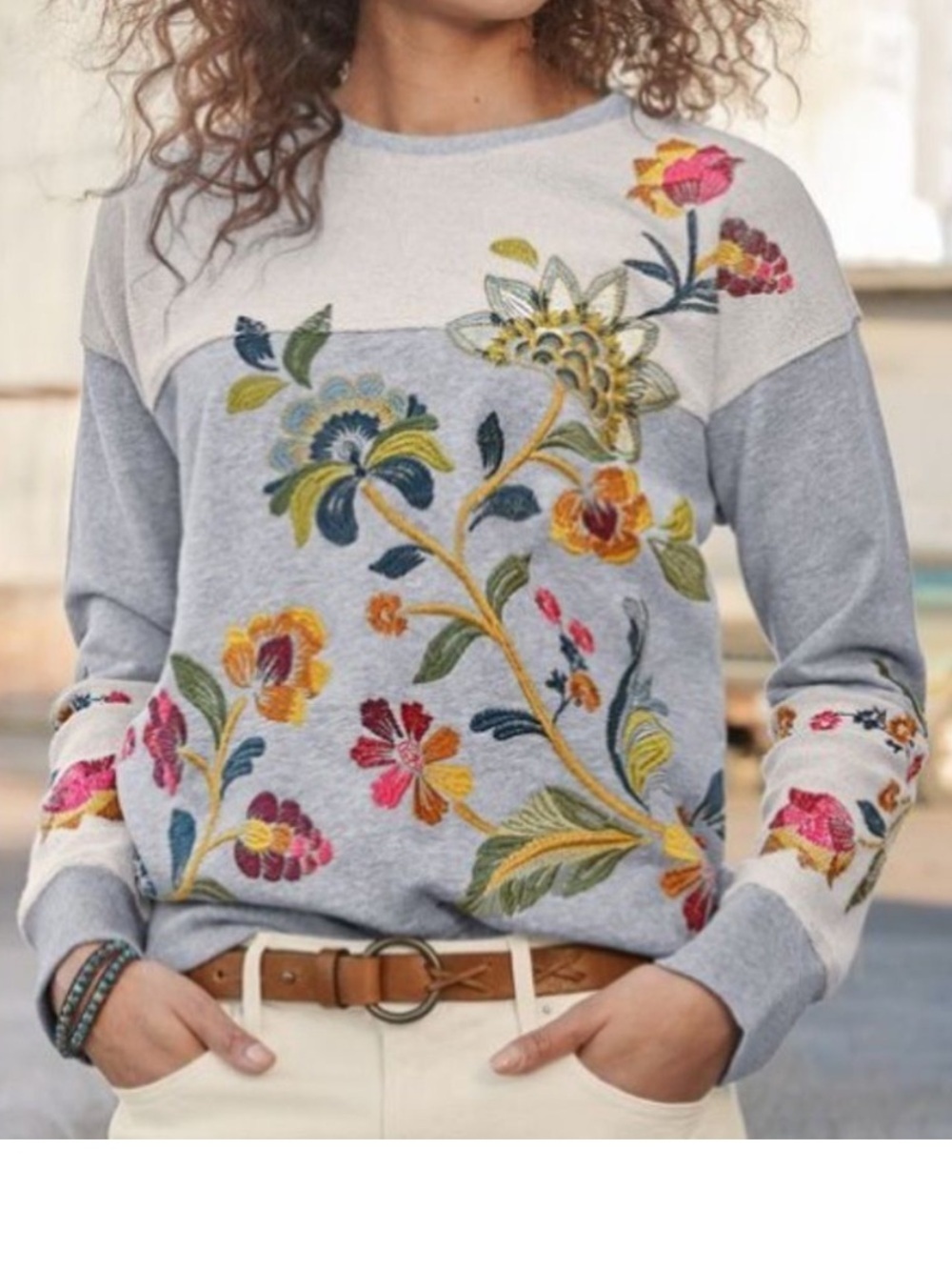 Johnny Was Vanessa Gray Floral Embroidered Relaxed Sweatshirt Women's Petite M